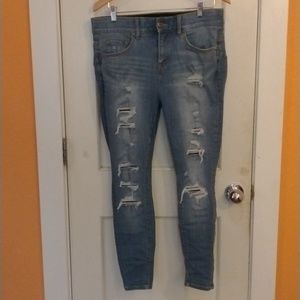 Torrid Bombshell jeans 12S.